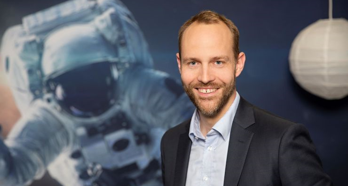 https://www.deutsche-versicherungsboerse.de/images/artikel-slider/dvb/27918/axa_global_resized.png