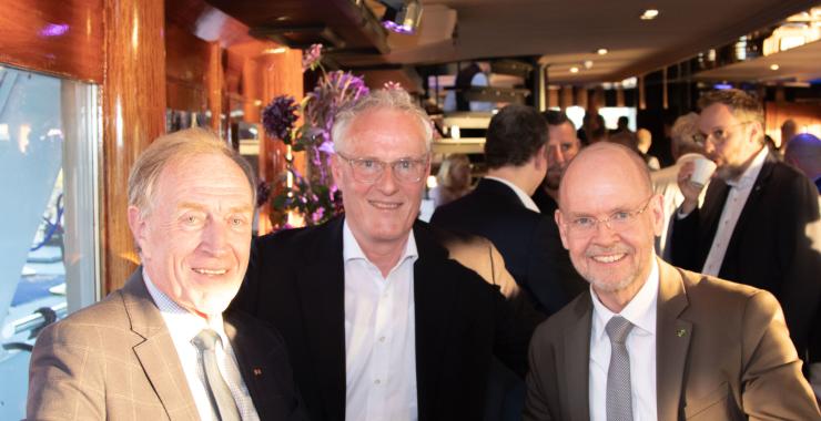 https://www.deutsche-versicherungsboerse.de/images/artikel-slider/maklerprozesse/1154/titel_img_1403_resized.jpg