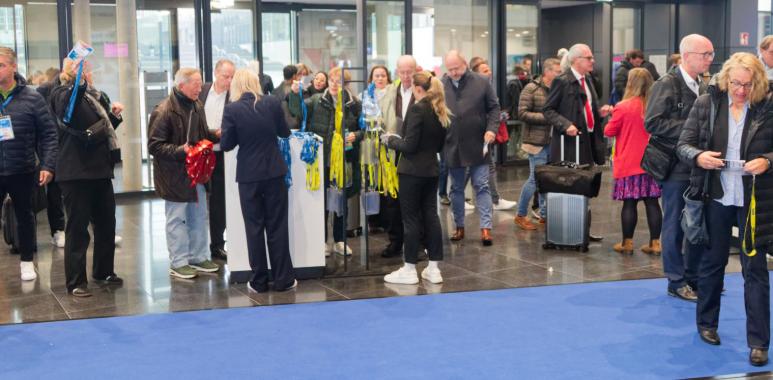 https://www.deutsche-versicherungsboerse.de/images/artikel-slider/maklerprozesse/1351/img_3097_dxo_resized.jpg