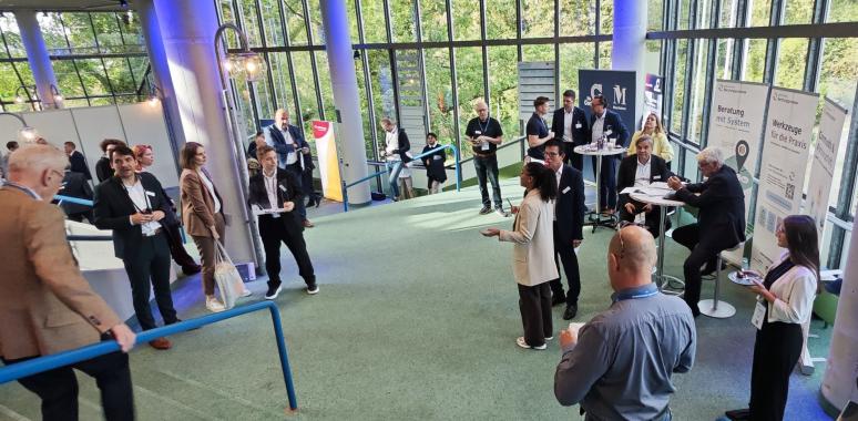 https://www.deutsche-versicherungsboerse.de/images/artikel-slider/maklerprozesse/1534/img_20261007_153437_resized.jpg