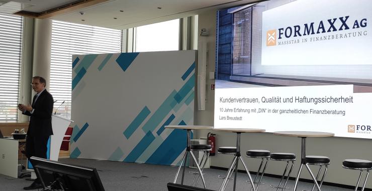 https://www.deutsche-versicherungsboerse.de/images/artikel-slider/maklerprozesse/82/img_20231110_114939_resized.jpg