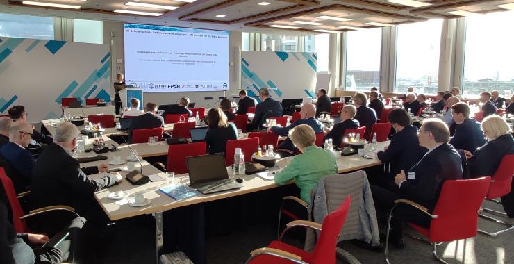 https://www.deutsche-versicherungsboerse.de/images/artikel-slider/maklerprozesse/82/img_20231110_143751_resized.jpg